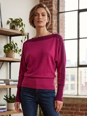 Laura Women's Feminine Minimalist Pink Ribbed Boat Neck Knit Sweater Size Small